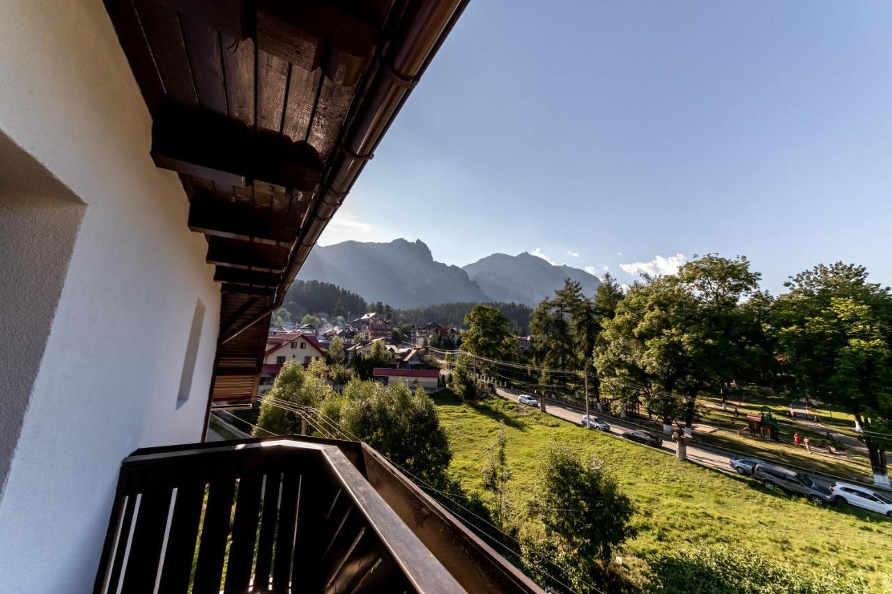 Suru Hotel & Restaurant Buşteni Exteriér fotografie