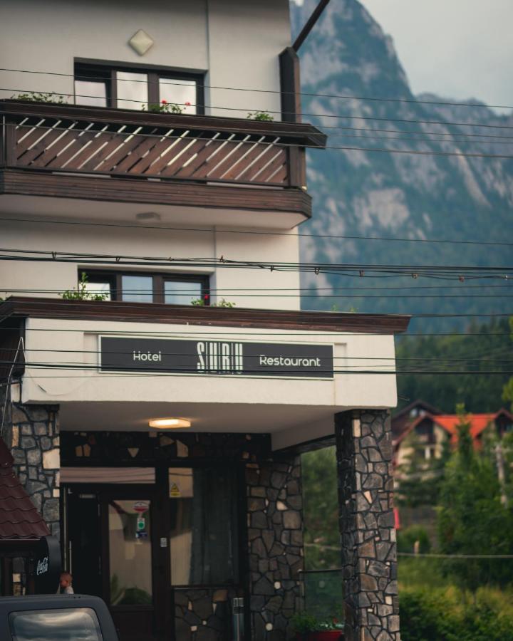 Suru Hotel & Restaurant Buşteni Exteriér fotografie